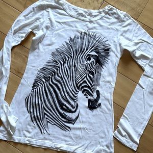 Long sleeve Lauren moshi zebra tee